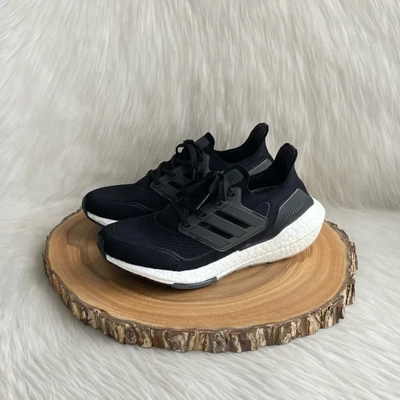 LIKE NEW Adidas Ultraboost black sneakers